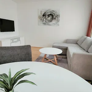 elena.vienna-besthotels.com/